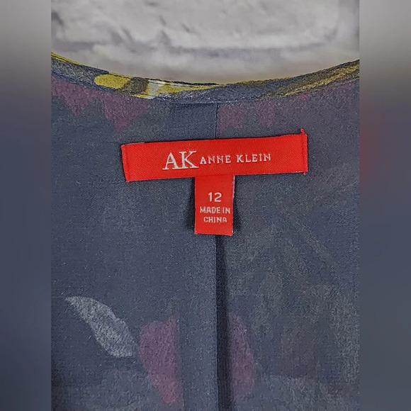 Anne Klein Y2K Vintage 100% Silk Floral Wrap Blouse – Sheer & Feminine  Size 12 - Picture 12 of 15